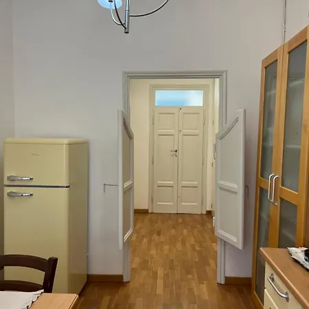 Frida Apartment *